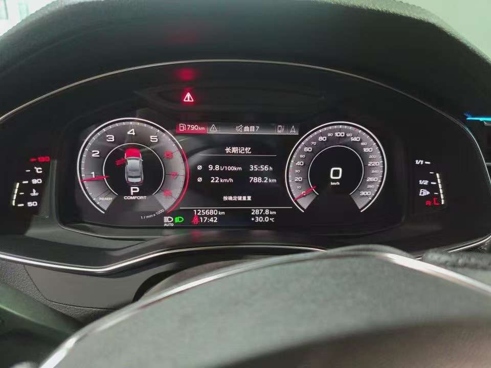 Audi A6L 2.0T 40 Premium Luxury 8