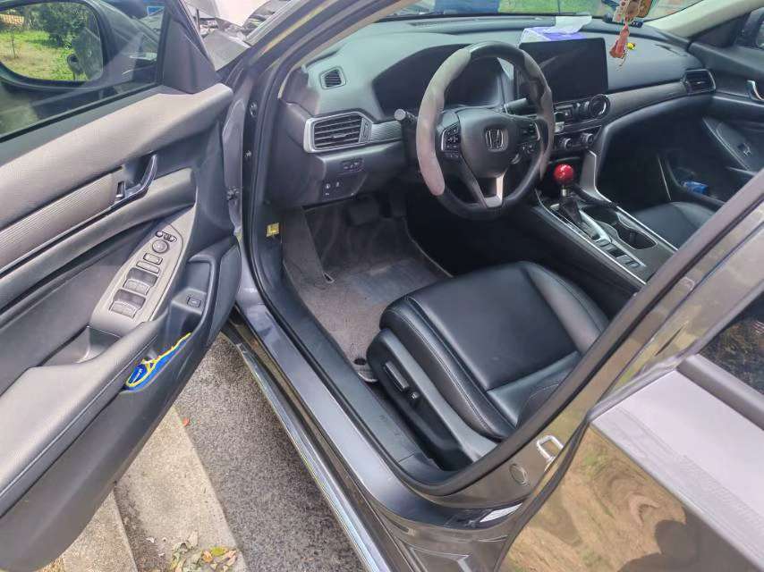 Honda Accord 1.5T Luxury Edition 3