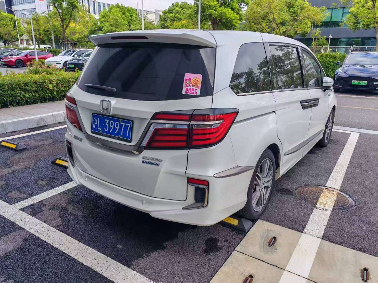 Honda Elysion 9