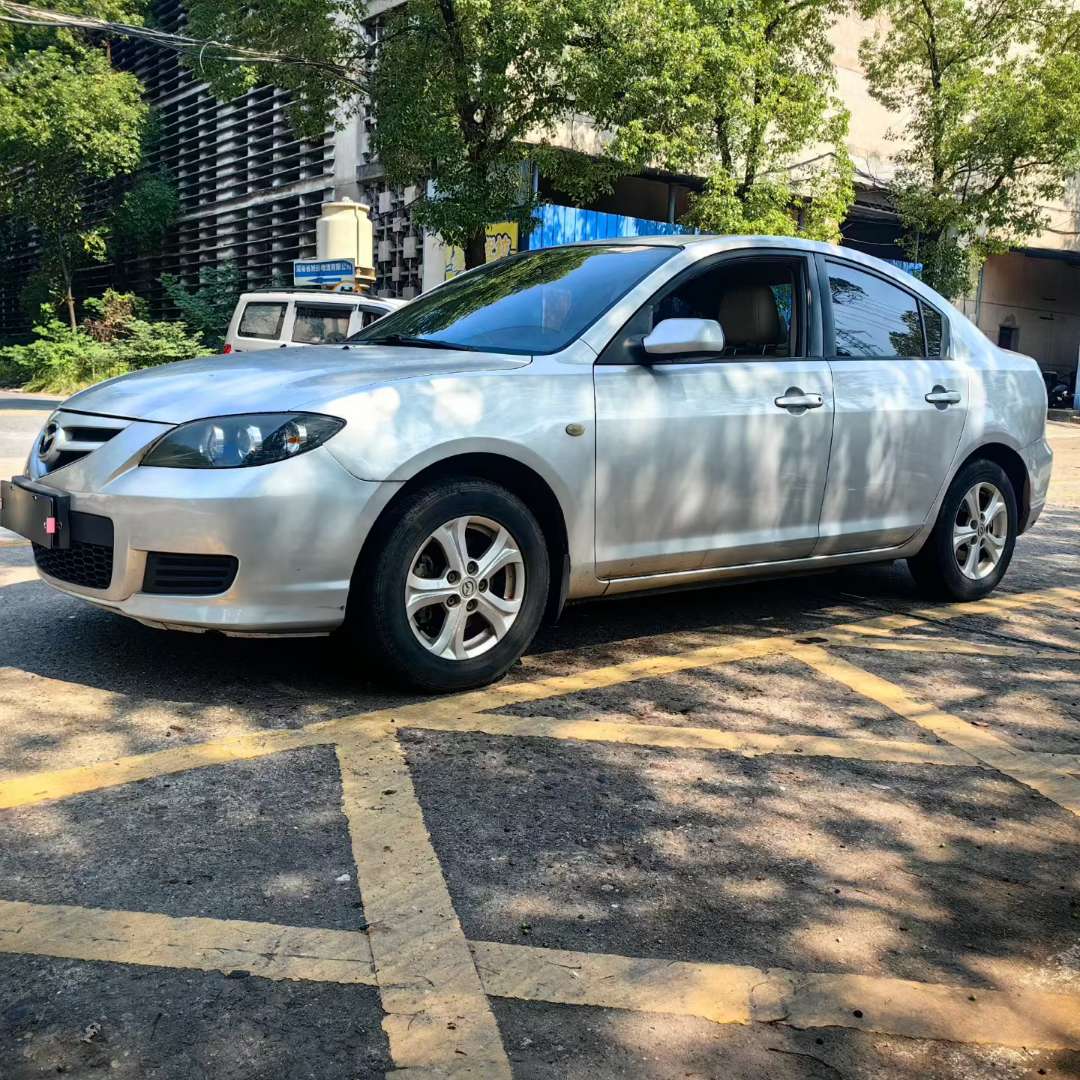 Mazda 3 3