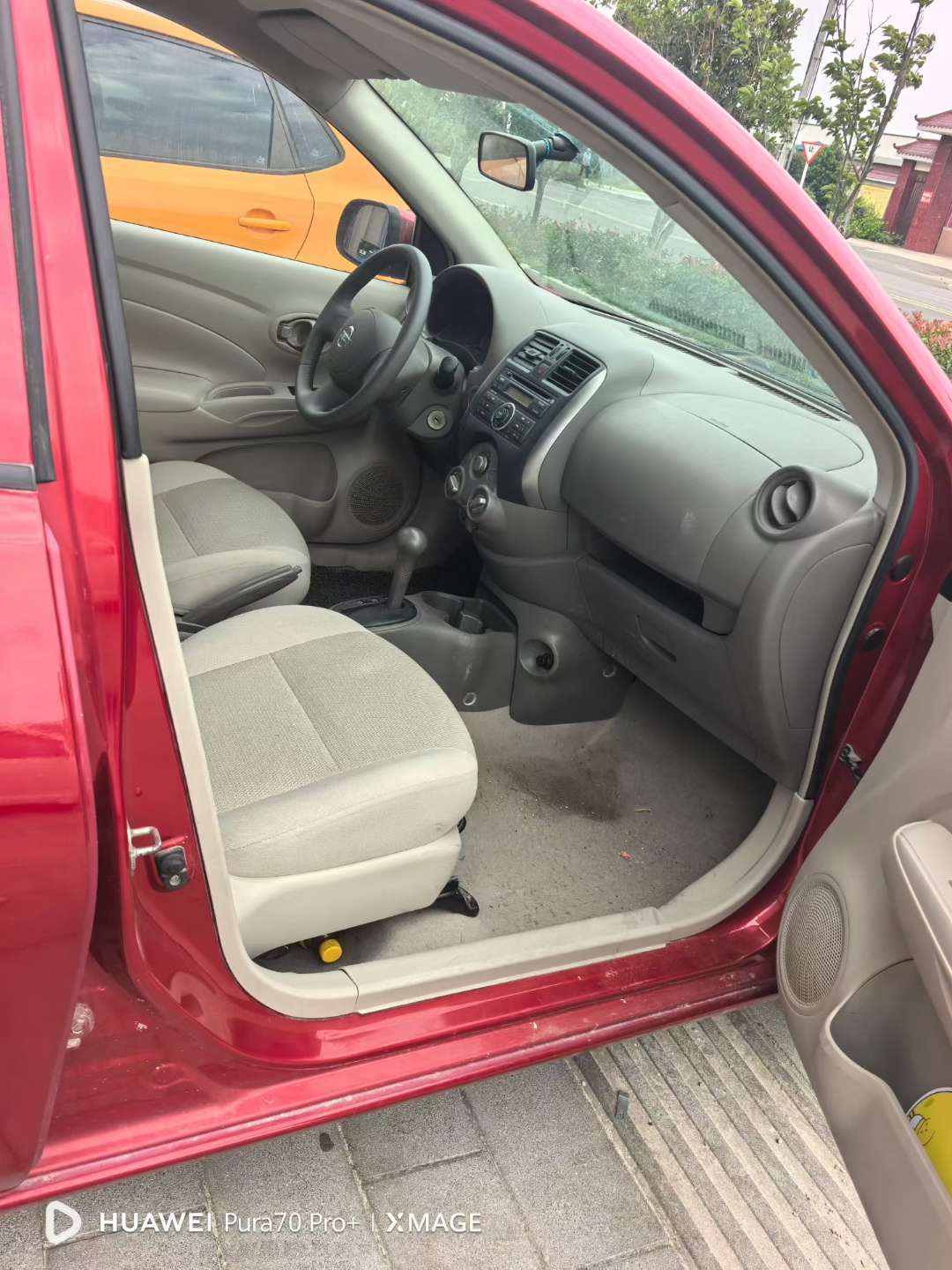 Nissan Sunny 5