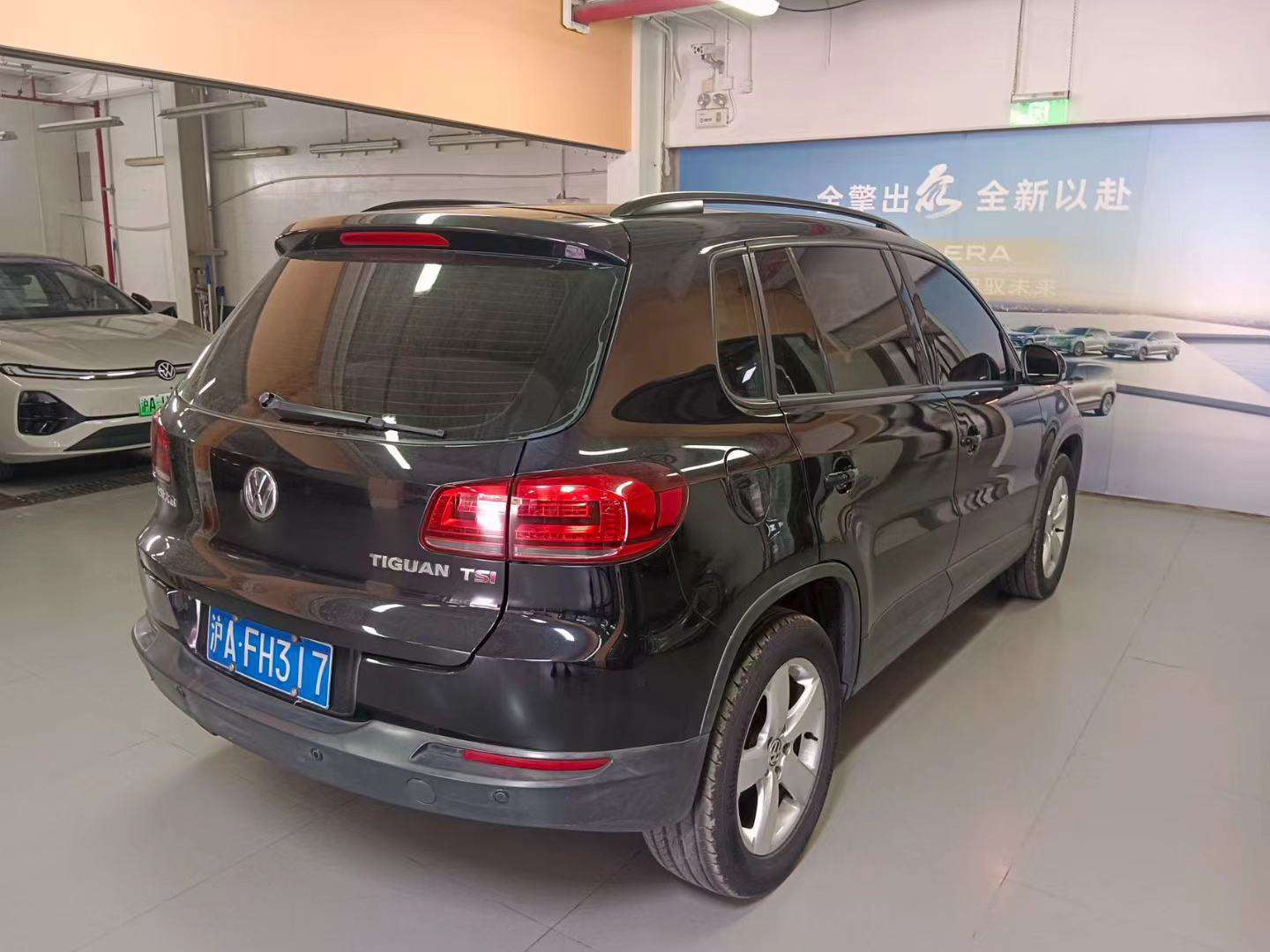 Volkswagen Tiguan 1.8T Comfort Edition 9