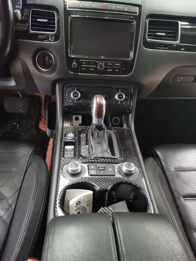 Volkswagen Touareg 3.0T High Trim with Air Suspension Lift 5
