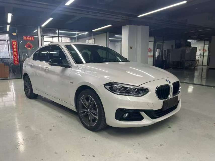 BMW 1 Series 1.5T Sport 2