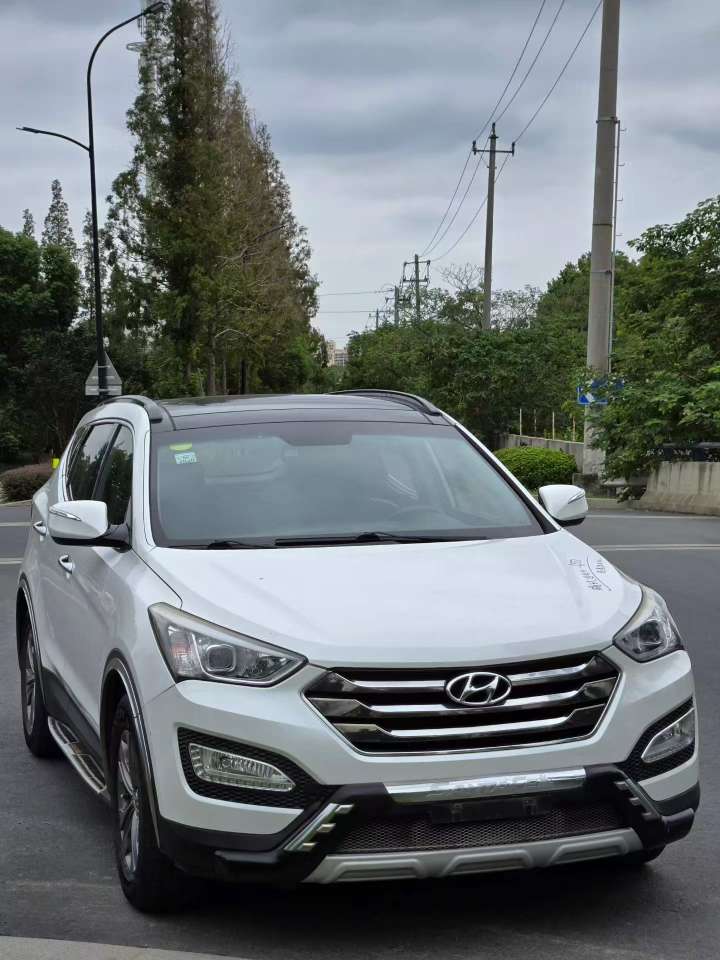 Hyundai Santa Fe
