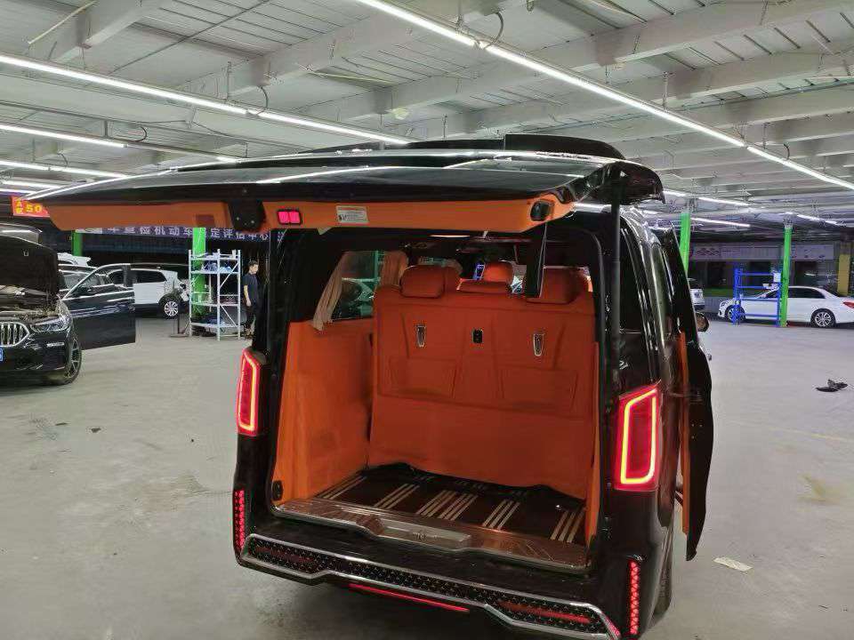 Mercedes-Benz Vito 5