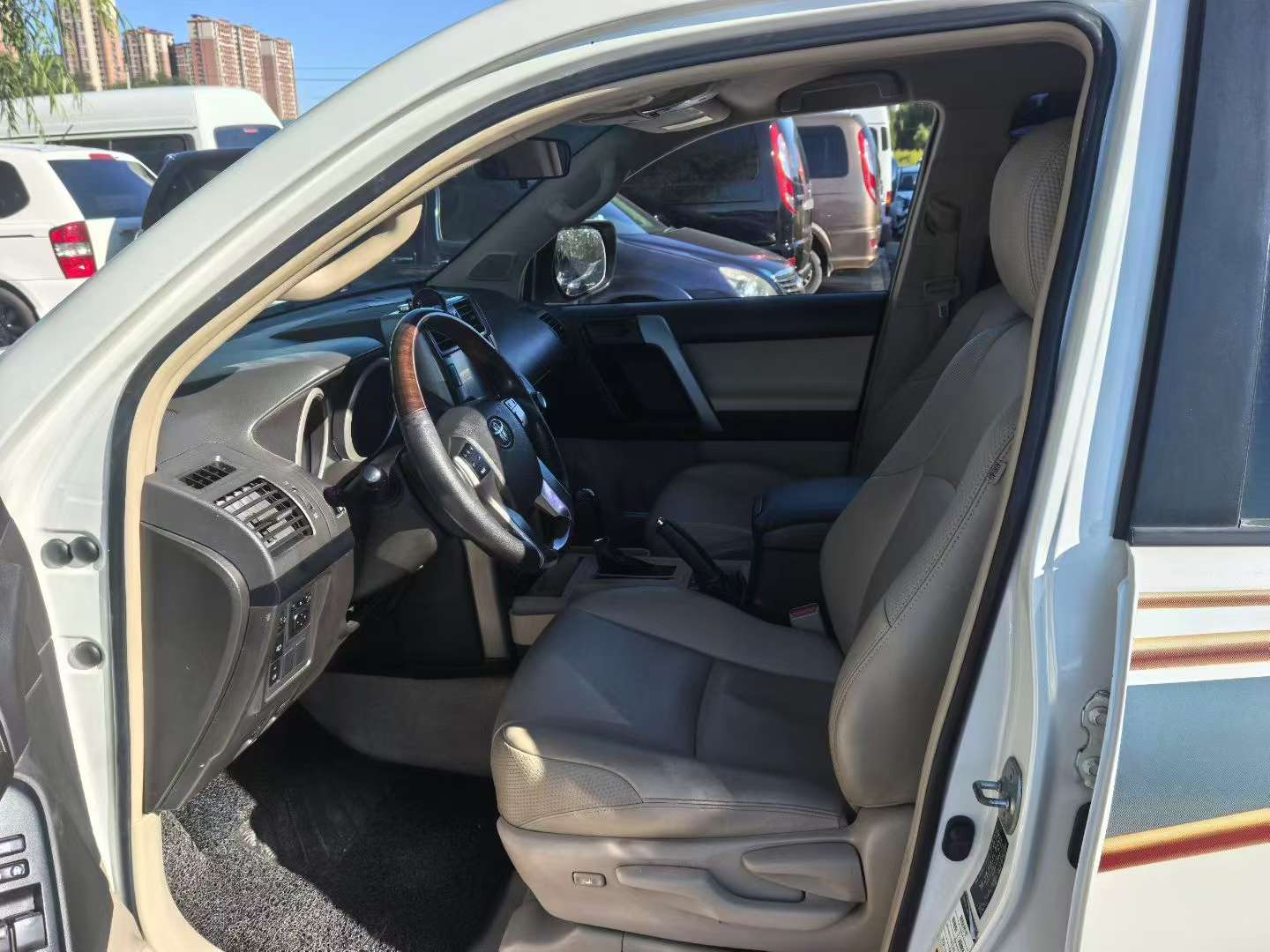 Toyota Prado 2.7L 7-Seater 2