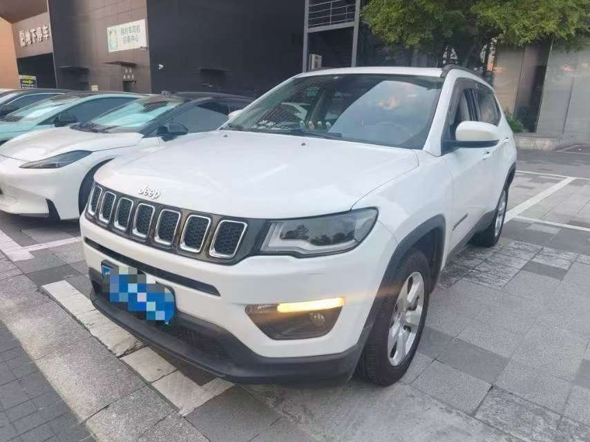 Jeep Compass 1.4T Automatic Sunroof 4WD Family Edition