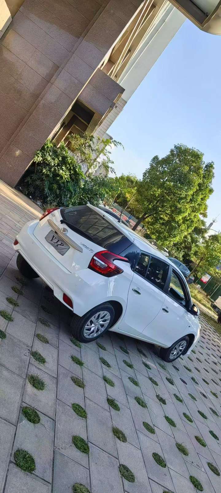 Toyota Vios FS 9