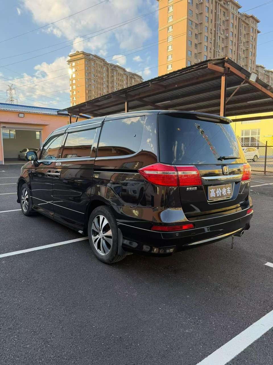 Honda Elysion 2015 2.4L High Trim 7-Seater 4