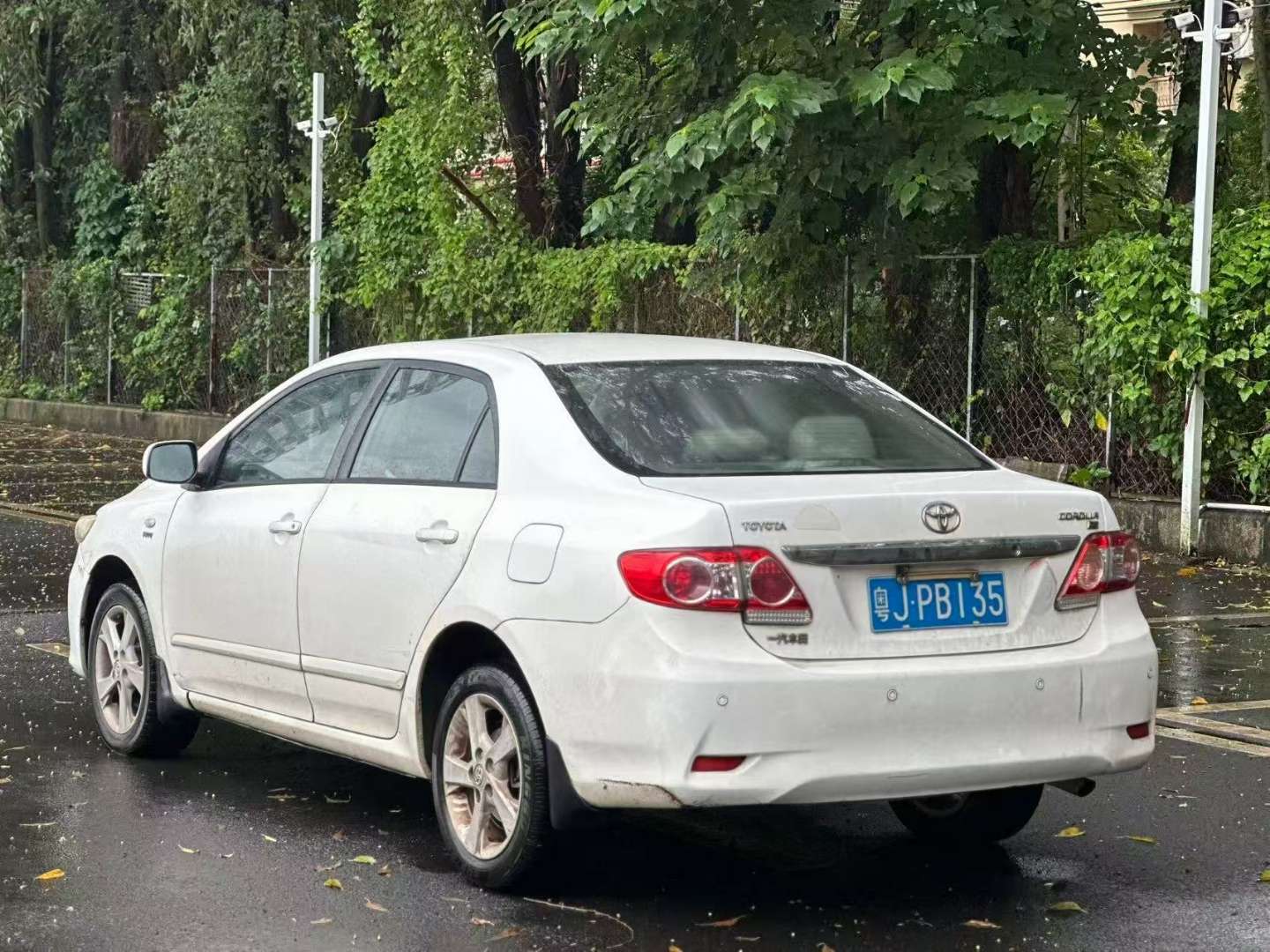 Toyota Corolla 1.8L Automatic Sunroof 4