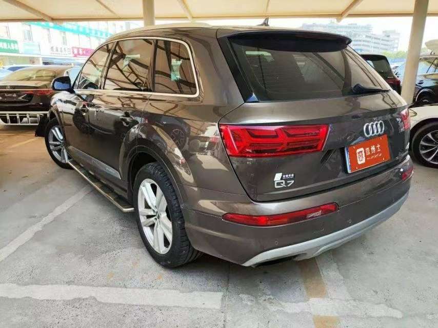 Audi Q7 3.0T Technology 4