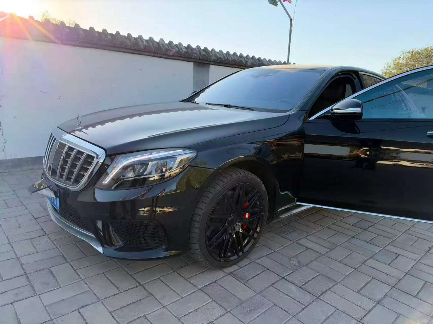 Mercedes-Benz S-Class 2014 S500 AWD Maybach Upgrade 4