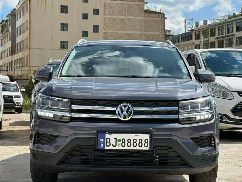 Volkswagen Tharu 1.4T 280 2