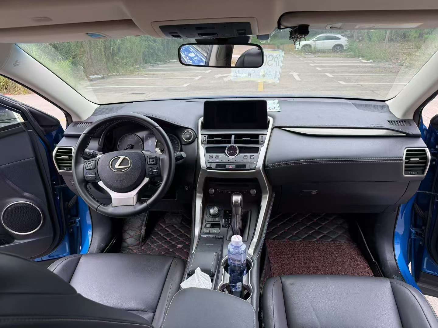 Lexus NX NX200 9