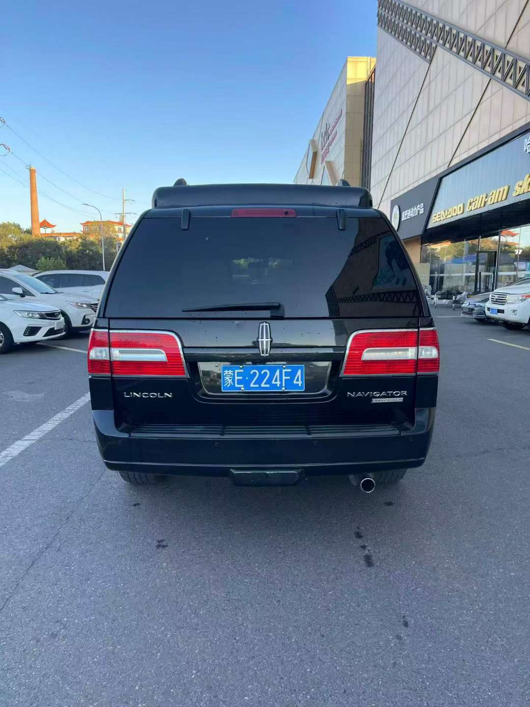 Lincoln Navigator 2011 5.4 Automatic Leader I 6
