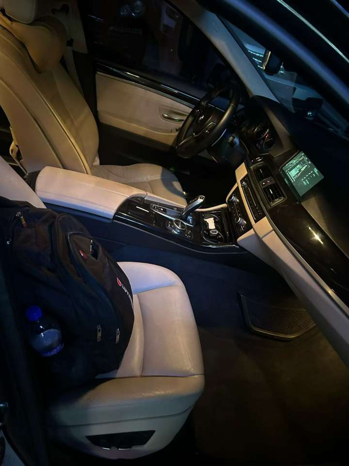 BMW 5 Series 2013 525Li 4