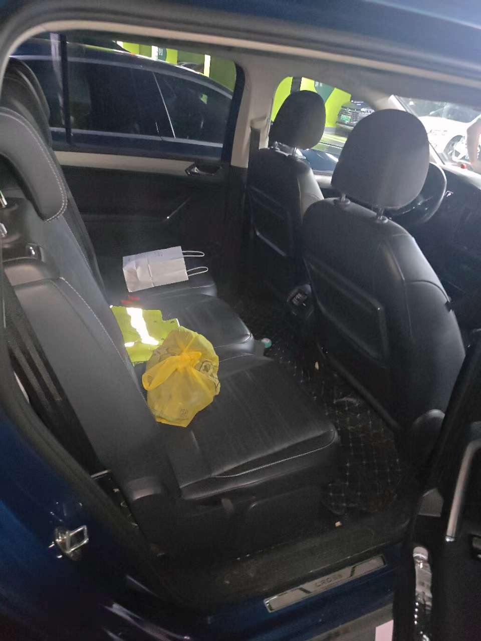 Volkswagen Touran 1.4T Explorer Seven-Seater 5
