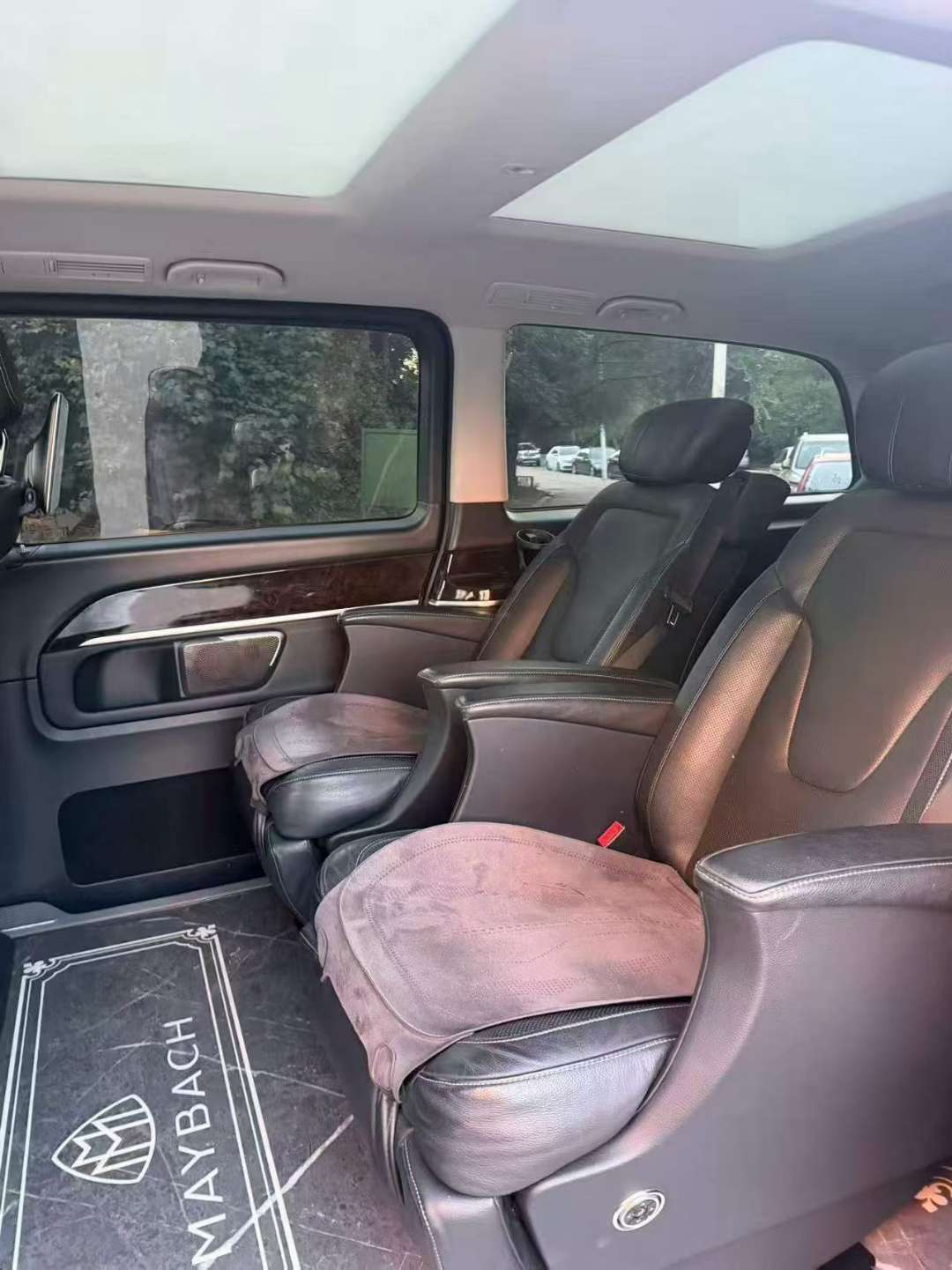 Mercedes-Benz V-Class 2019 V260L 8