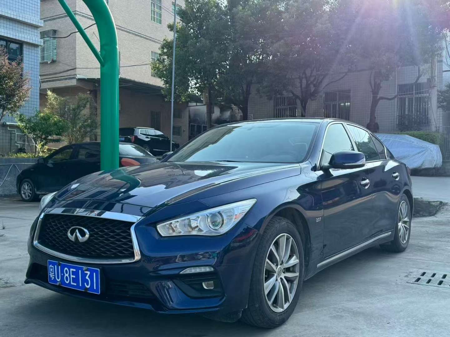 Infiniti Q50L 2.0T Automatic Sunroof