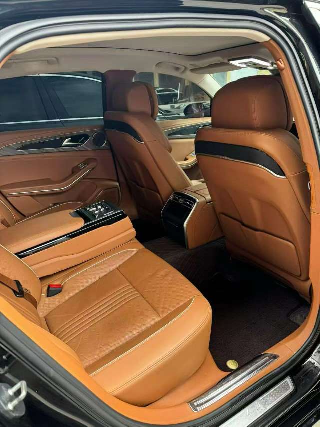 Hongqi H9 3