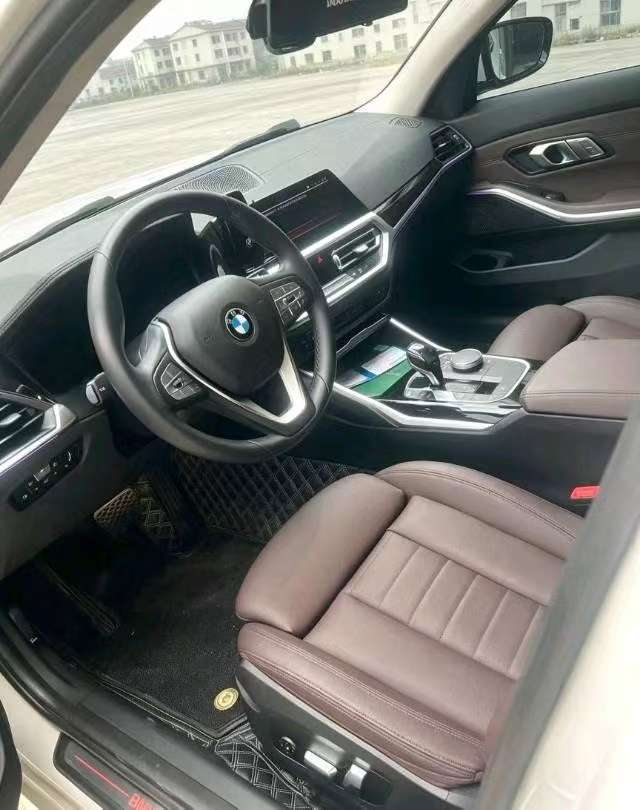 BMW 3 Series 2.0T First Edition 4