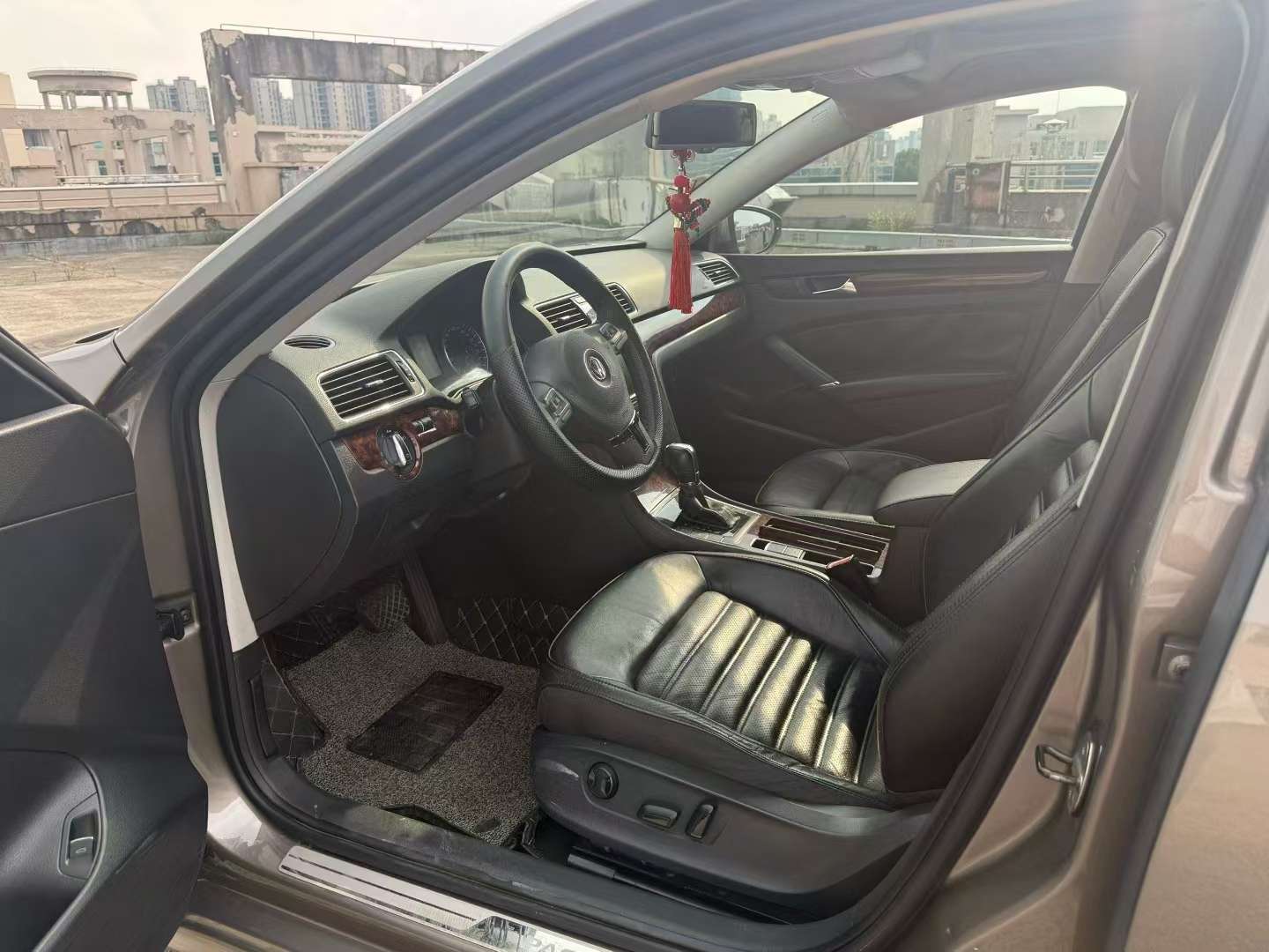 Volkswagen Passat 2012 1.8T Automatic 4