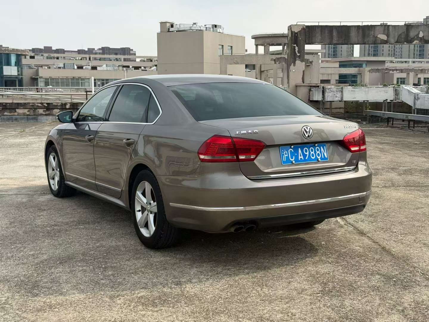 Volkswagen Passat 2012 1.8T Automatic 8
