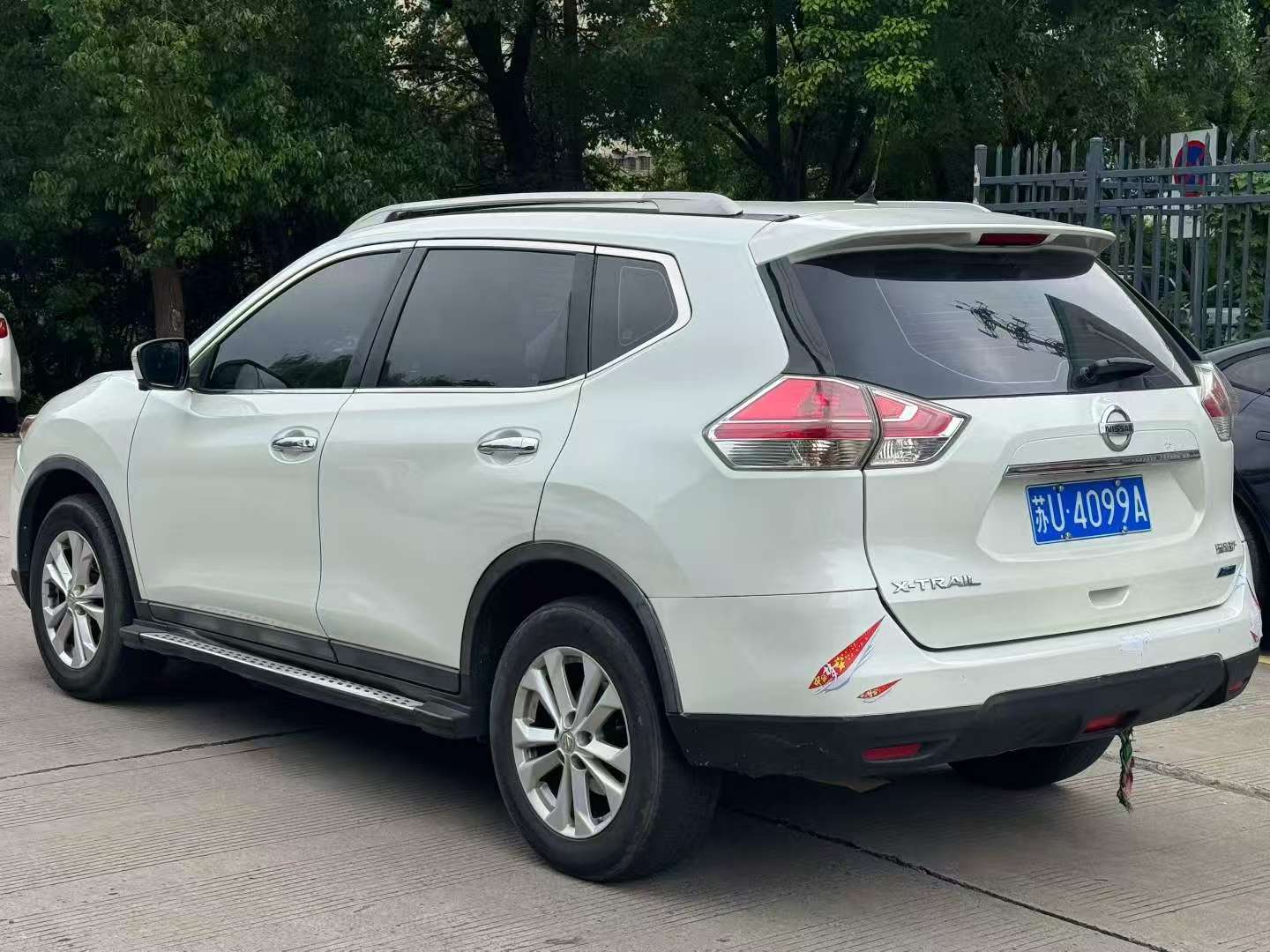 Nissan X-Trail 2.0L Automatic Sunroof High Trim 5