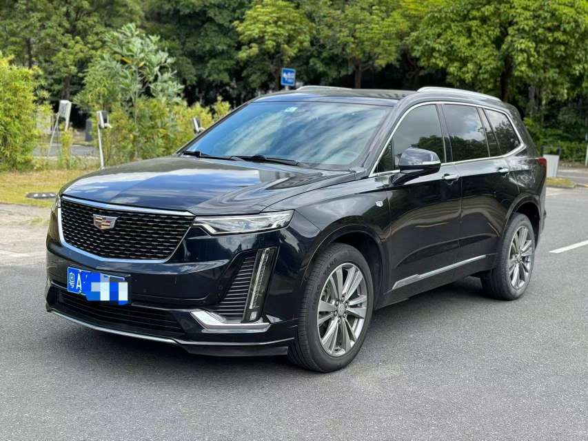 Cadillac XT6 2.0T Automatic Sunroof AWD Luxury Sport Edition 6-Seater 2