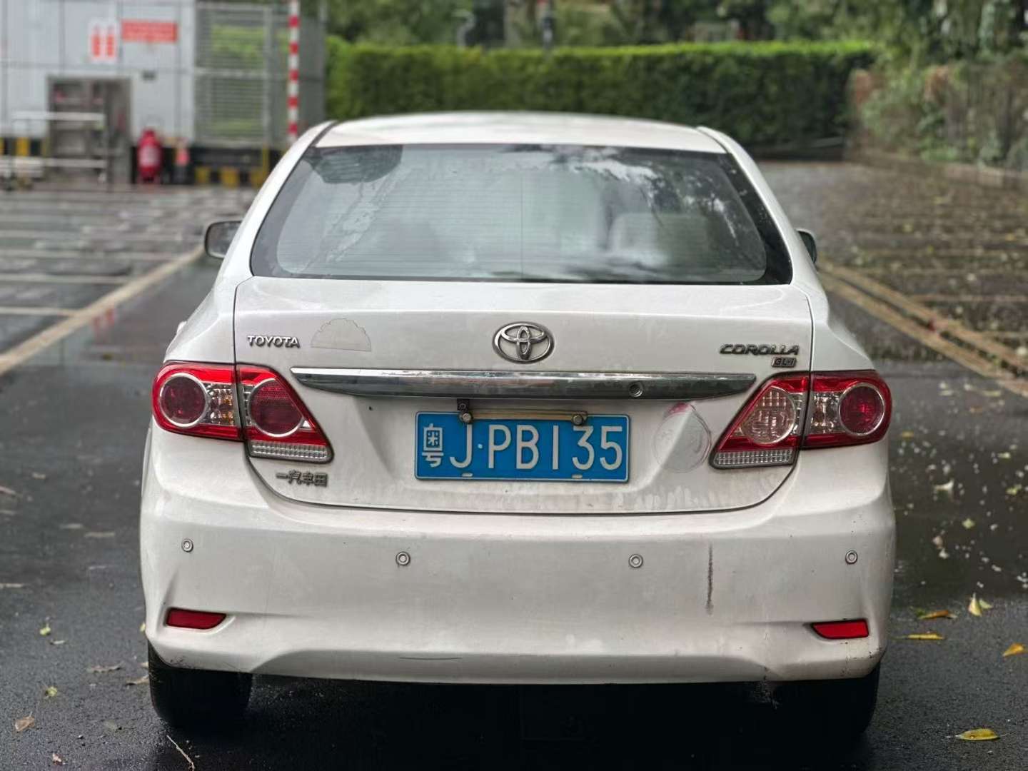Toyota Corolla 1.8L Automatic Sunroof 3