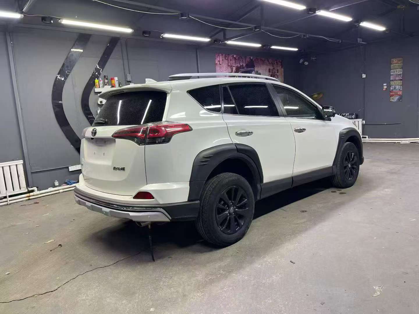 Toyota RAV4 2019 Style X Limited Edition FWD High Trim 2.0L 4