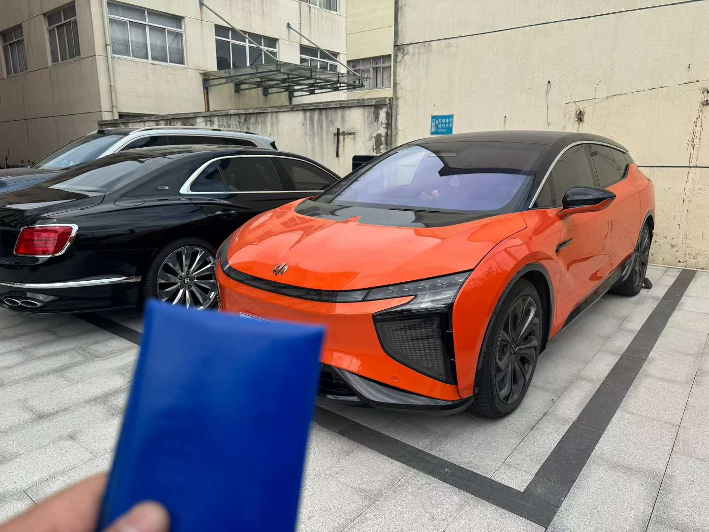 HiPhi X 2021 Flagship Edition 6-Seat