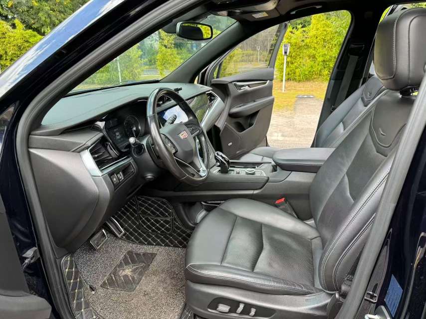 Cadillac XT6 2.0T Automatic Sunroof AWD Luxury Sport Edition 6-Seater 7