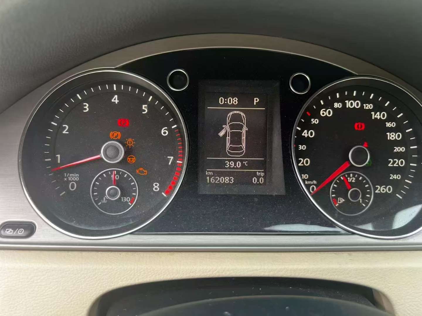 Volkswagen Magotan 1.8T Luxury 8