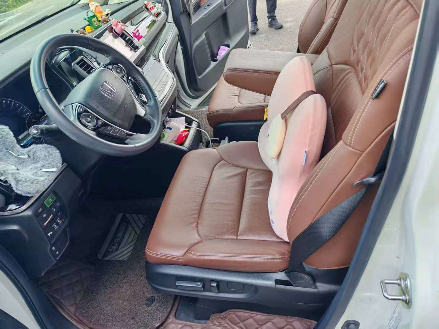 Honda Elysion 3