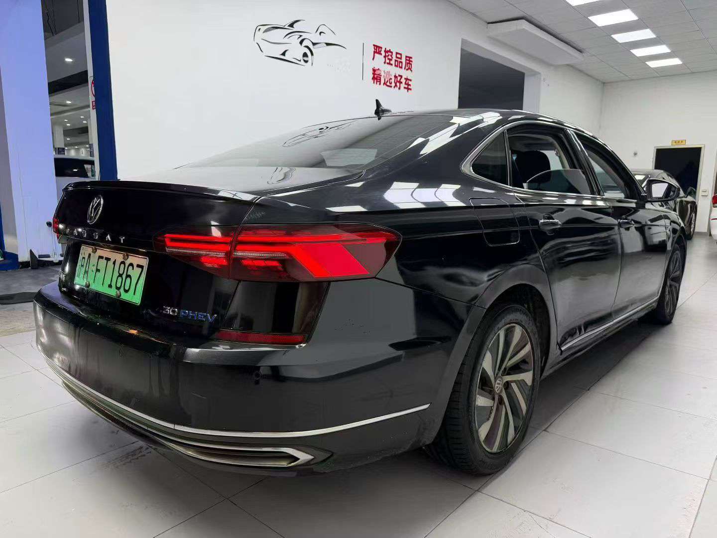 Volkswagen Passat 9
