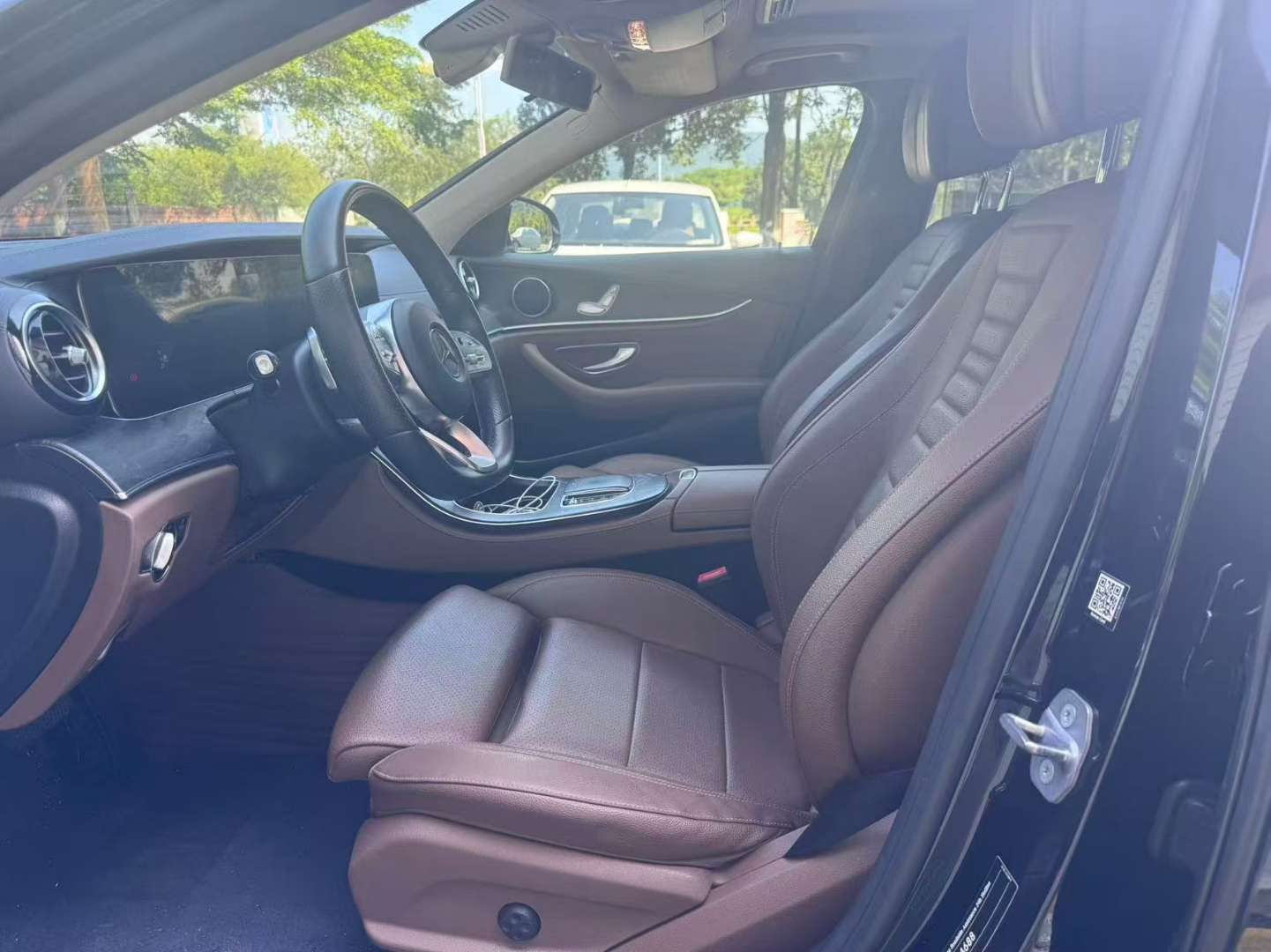 Mercedes-Benz E-Class 2019 2.0T 6
