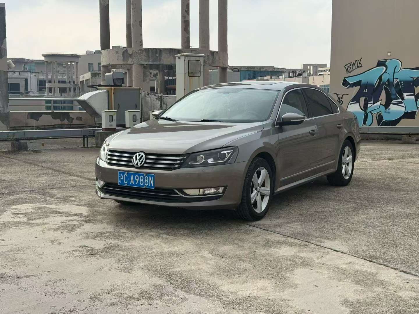 Volkswagen Passat 2012 1.8T Automatic 3
