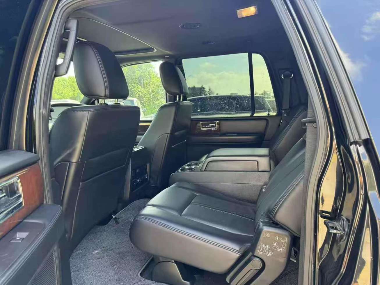 Lincoln Navigator 4WD Extended 3.5TT 6
