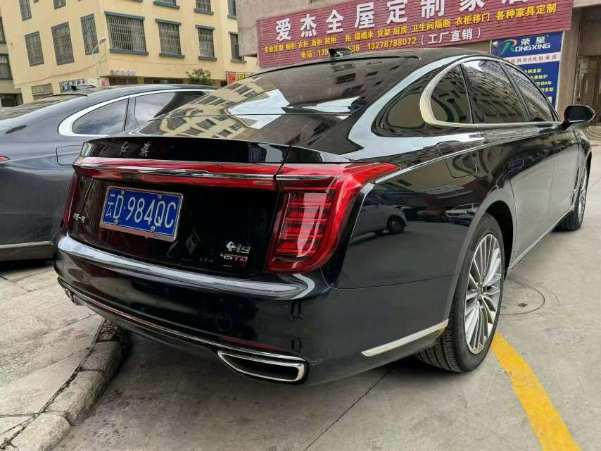 Hongqi H9 4