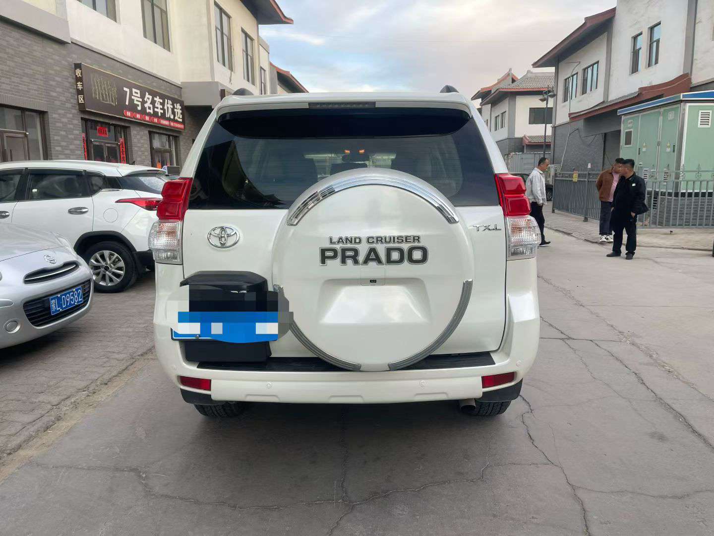 Toyota Prado 7-Seater 3