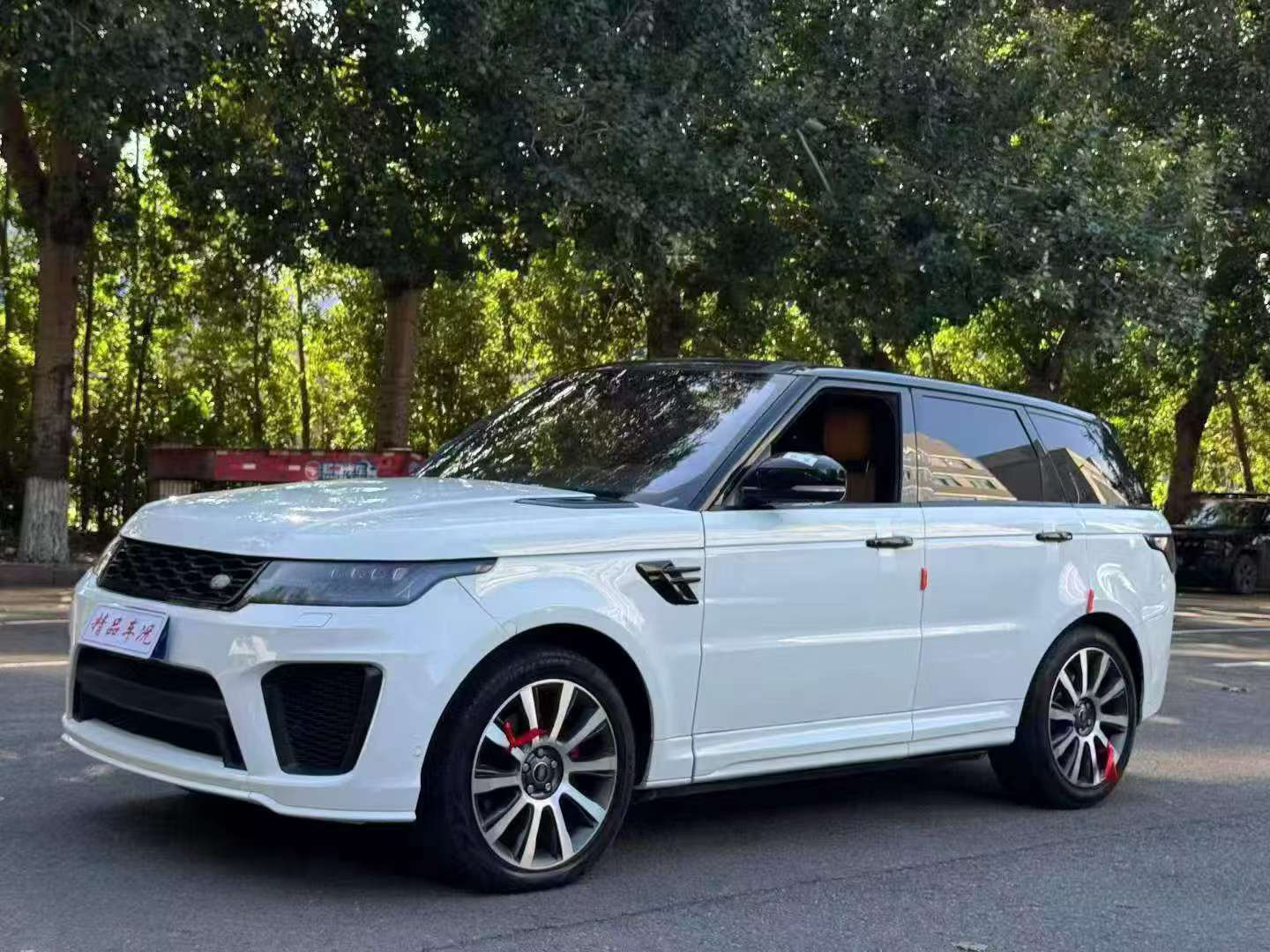Land Rover Range Rover Sport 3.0T Gasoline 2
