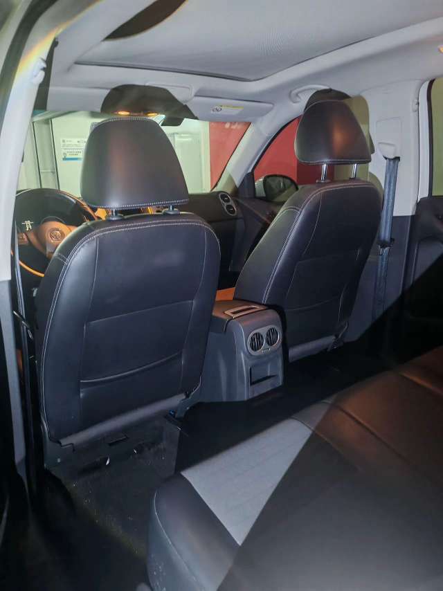 Volkswagen Tiguan 2016 1.8T 4WD Fengshang Vision Edition 6