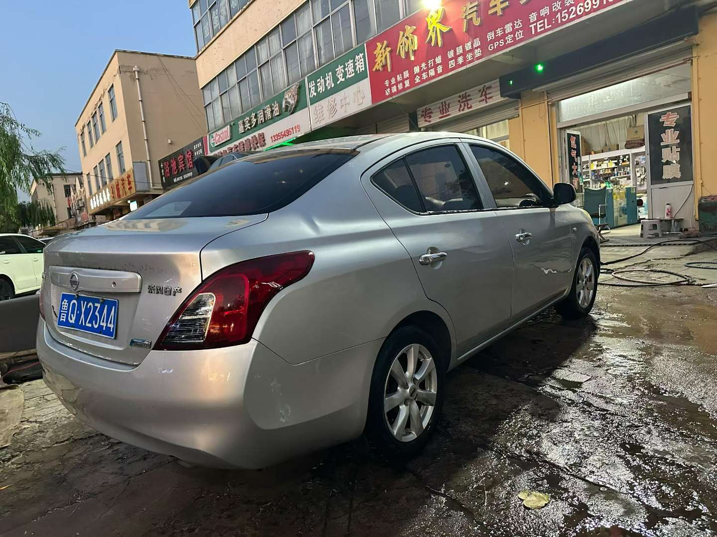 Nissan Sunny 1.5 Automatic 3