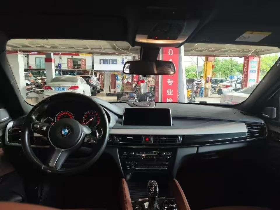 BMW X6 2019 xDrive35i Premium M Sport Package 5
