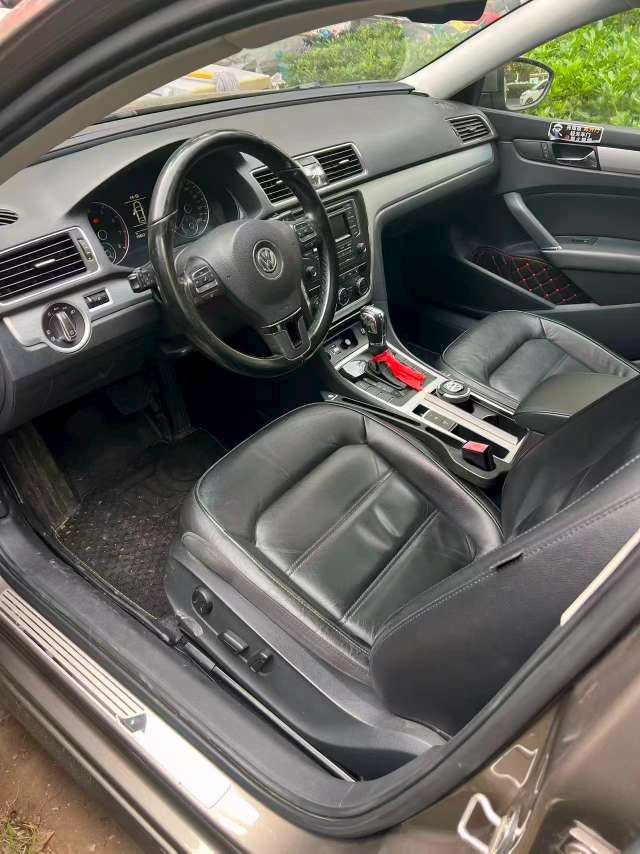 Volkswagen Santana 4