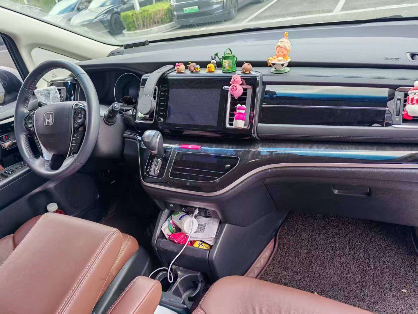 Honda Elysion 5