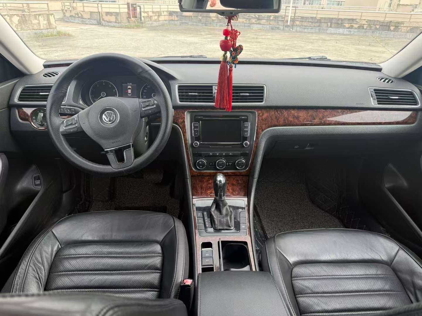 Volkswagen Passat 2012 1.8T Automatic 6