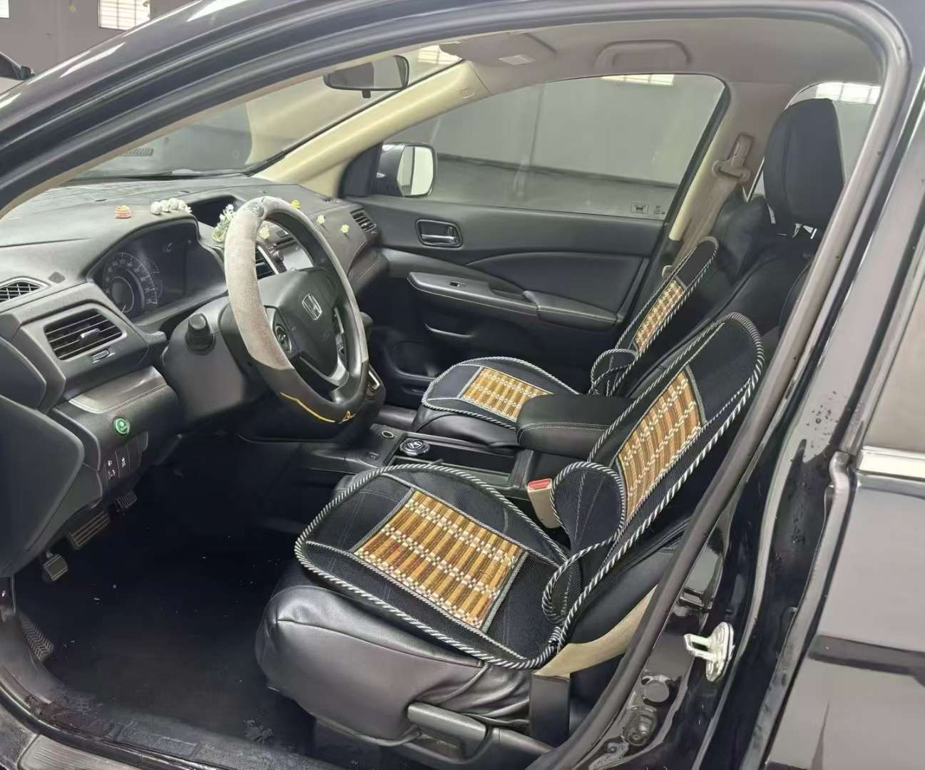 Honda CR-V 2.0L 2WD Urban Edition 4
